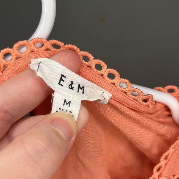 Women’s E&M Peach Casual Short Sleeve Too Textured Dots and Eyelet Cutouts - Picture 6 of 7